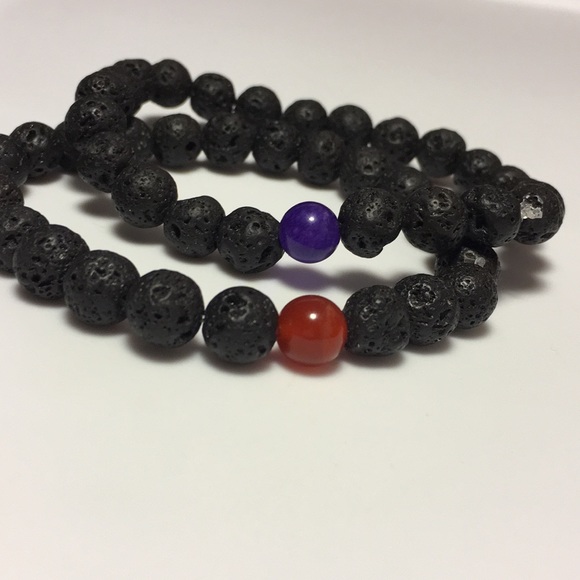 1 LEFT-NWT Chakra Stone Lava Bead Stretch Bracelet - Picture 7 of 7